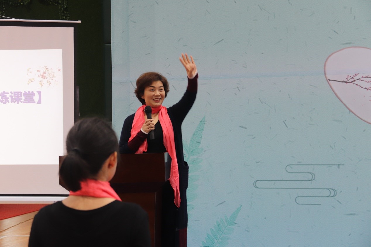 愛(ài)上最美的自己 | 中偉“優(yōu)雅儀態(tài)修煉課堂”成功舉辦